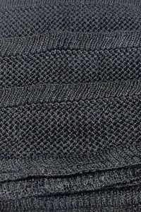black-w-ss25