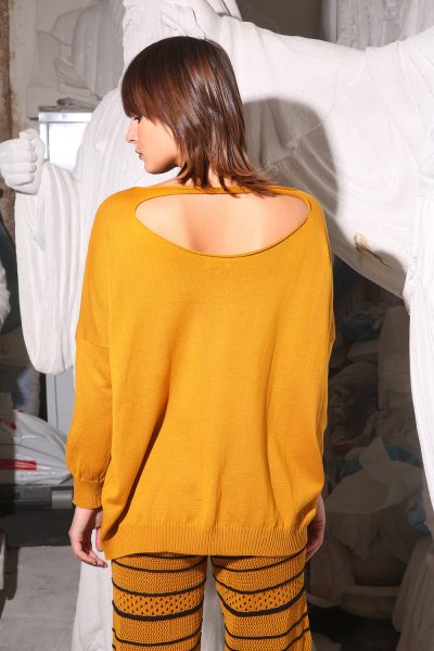 open back blouse Nima